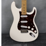 Fender Player Stratocaster White Electric Guitar Preowned
