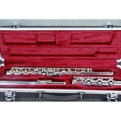 Yamaha YFL461II Open Hole Solid Silver Flute w/ Offset G' Professional Flute Preowned